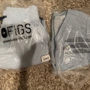 Figs Soft Blue Scrub Top